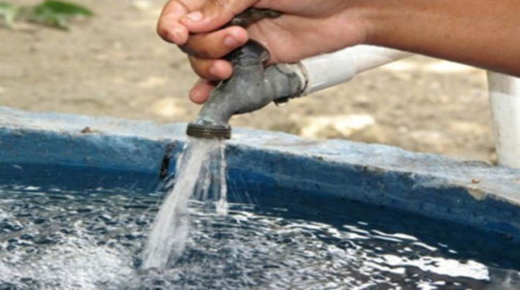 Distribición de agua Holguín